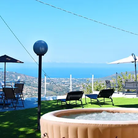 Villa Panoramica Con Idromassaggio In Cilento